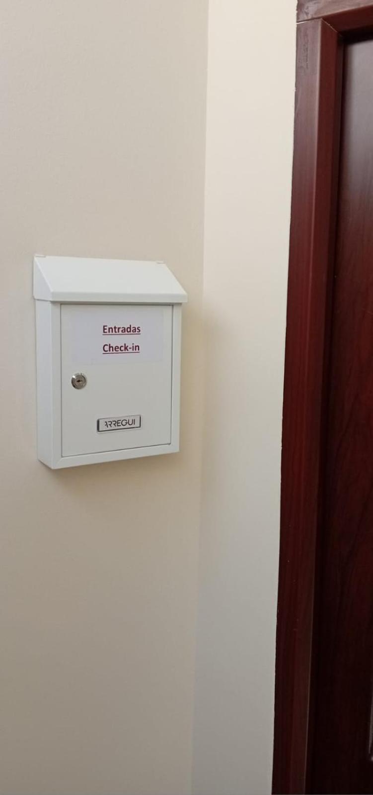 Apartamento La Fuente 27 Tomares Exteriör bild