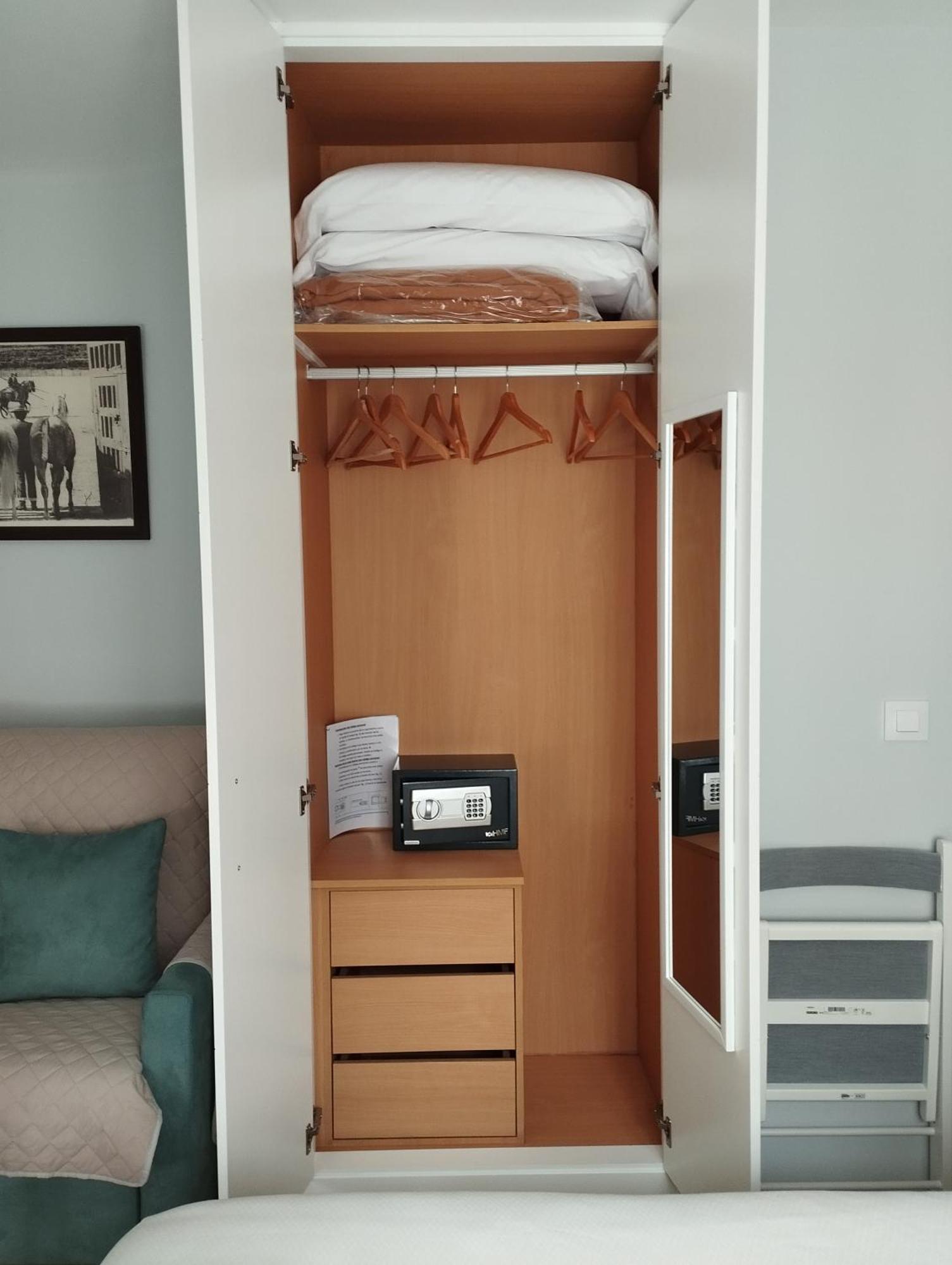 Apartamento La Fuente 27 Tomares Exteriör bild